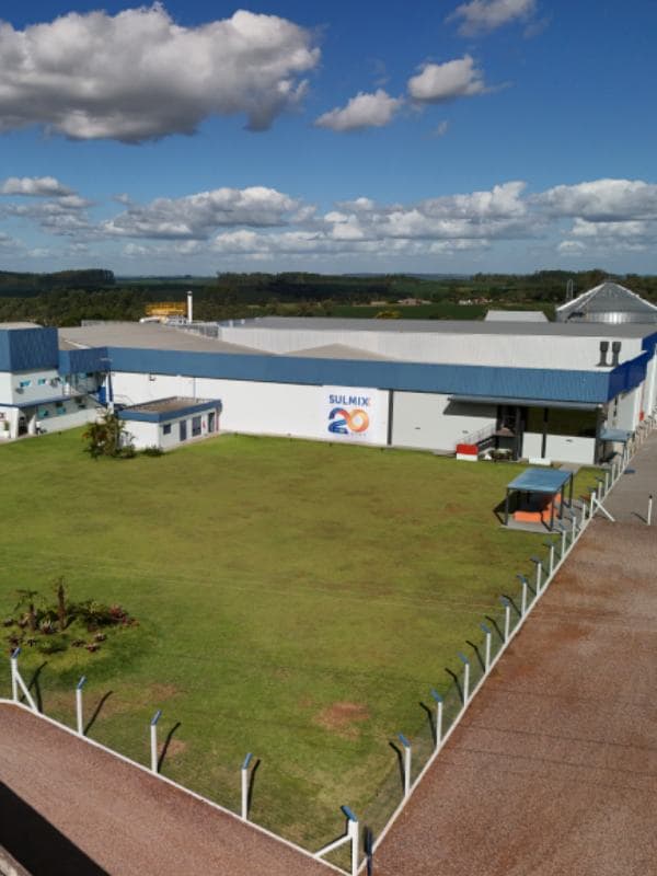 Vista aérea de la planta de Sulmix Diluentes
